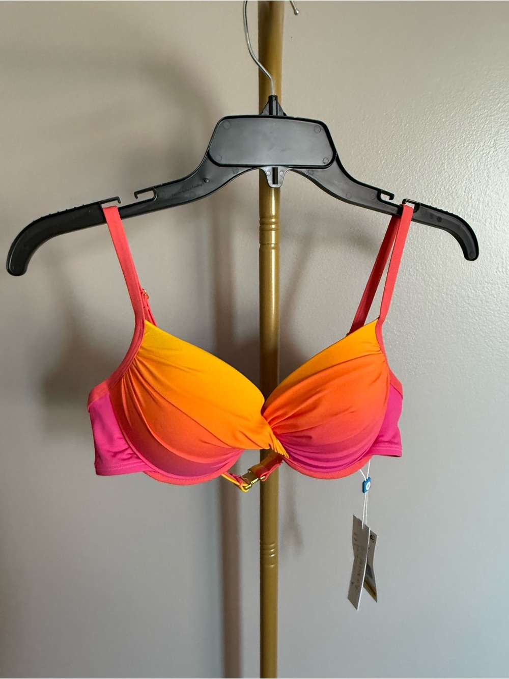 NWT Bleu Rod Beattie Underwire Bikini Top – Pink/Orange Colorblock (Size 6)